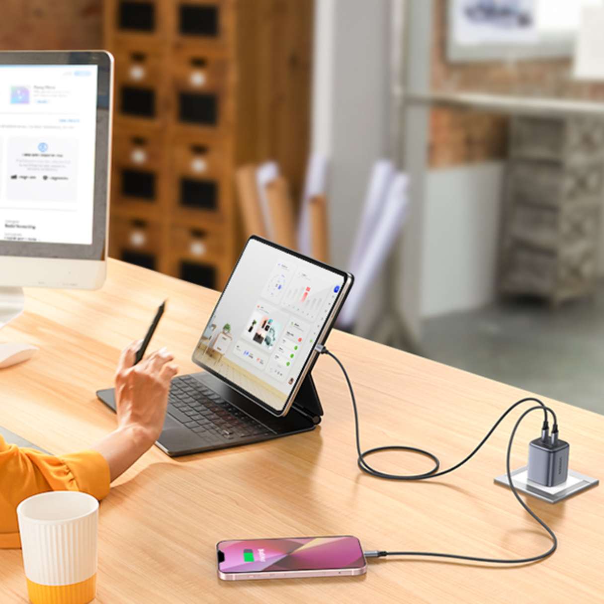 UGREEN Nexode Cargador USB-C 45W – 2 Puertos