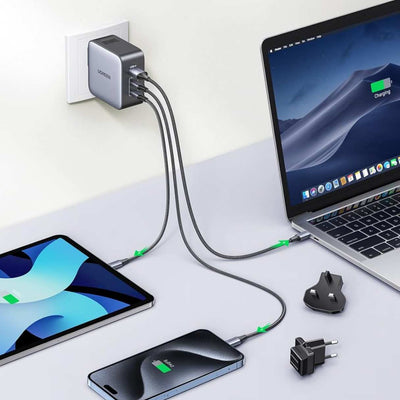 UGREEN Cargador Internacional USB-C 65W – 3 Puertos para Viaje